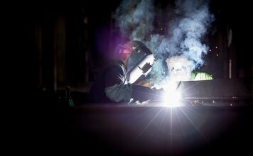 Ile zarabiają najlepsi spawacze?