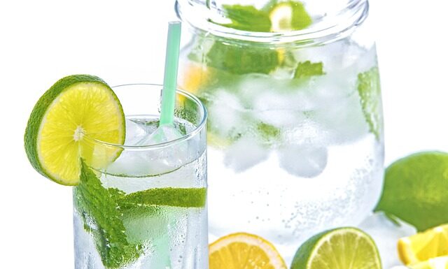 Jak zrobić sok z jabłek żeby był klarowny?