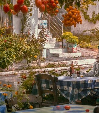 Dlaczego beret ma antenę?