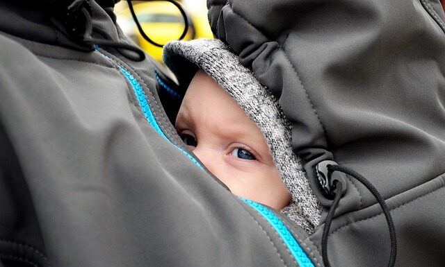 Kiedy zakładać dziecku kurtkę zimową?